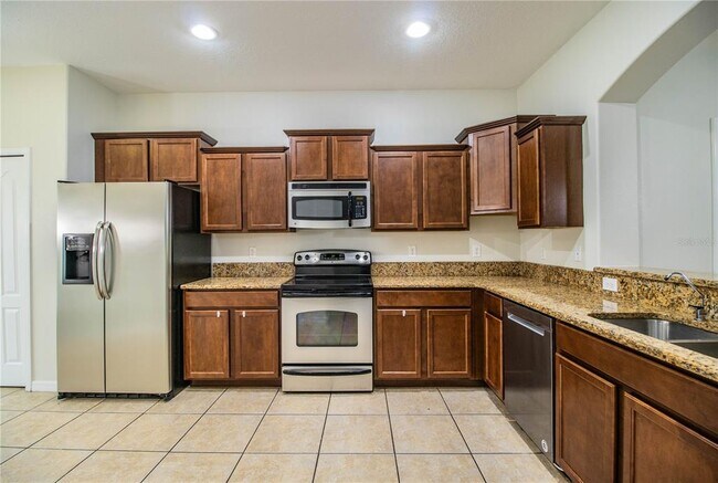 Building Photo - 4050 Mountain Chestnut Way