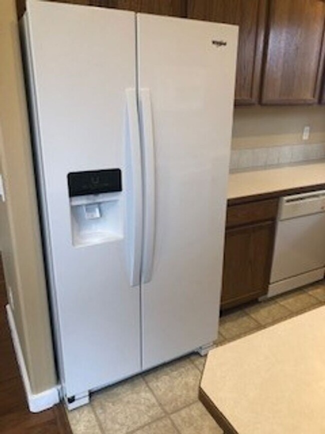 Foto del edificio - Three Bedroom Home in Albany