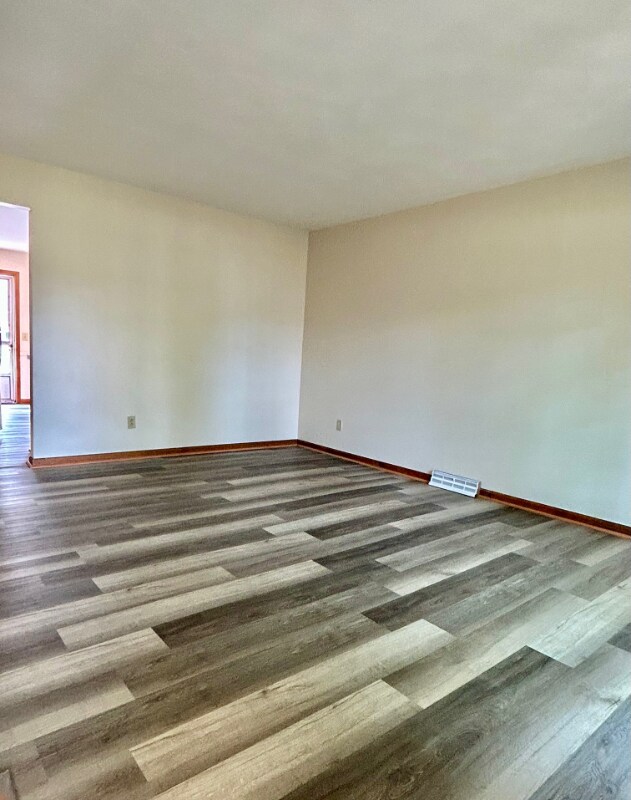Foto del edificio - 2406 Rockspring Rd