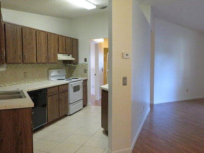 Building Photo - 1355 Pace Dr NW