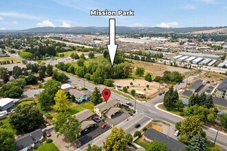 Building Photo - 1521 N Bowdish Rd