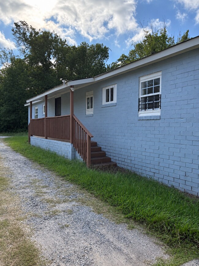 Building Photo - 2356 Felton Ave
