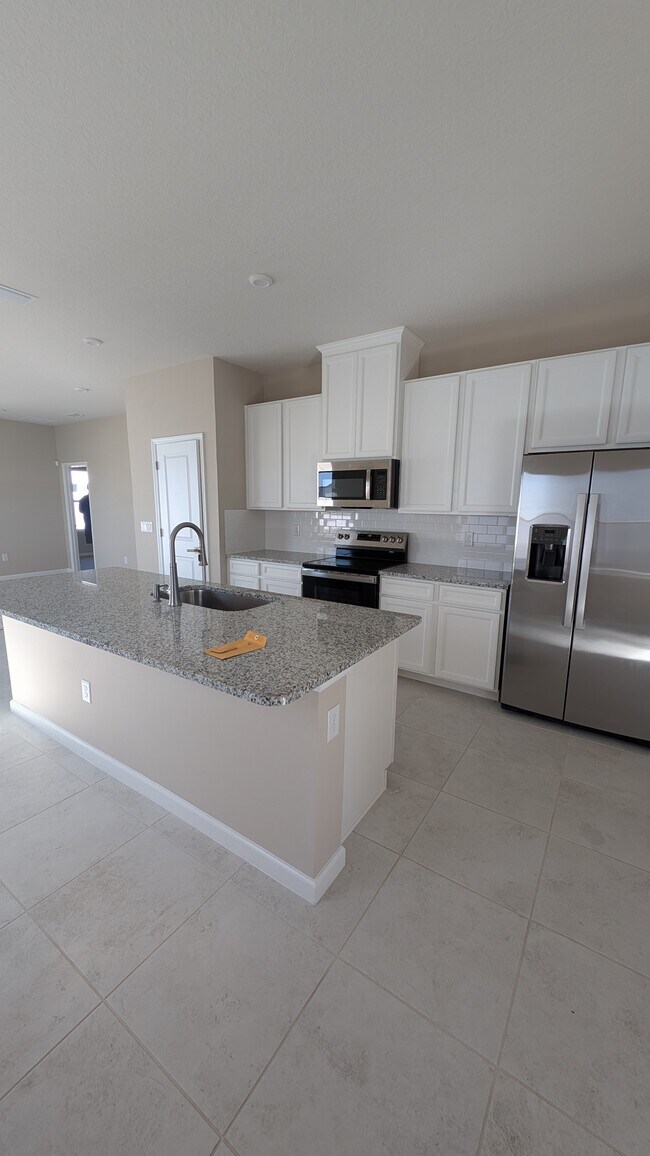 Foto del edificio - 2467 White Ladyfish Rd