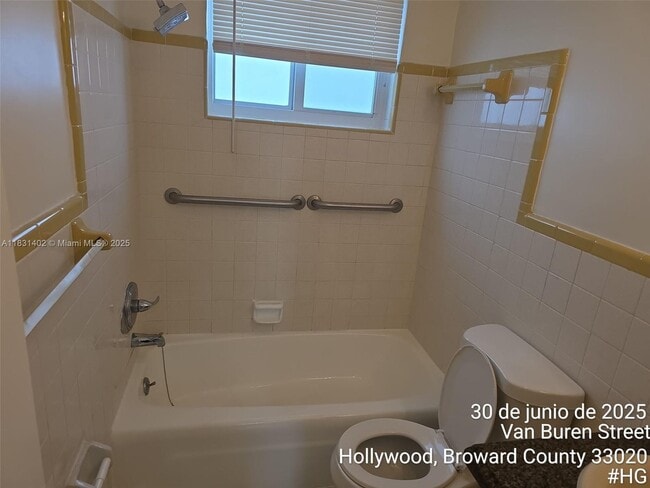 Building Photo - 2243 Van Buren St