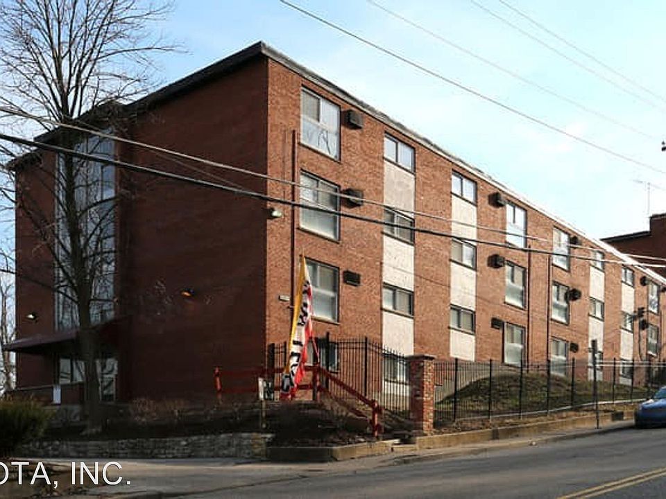 Primary Photo - 750 Straight St