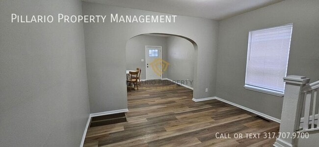 Photo - 933 N Dearborn-933 Apartment