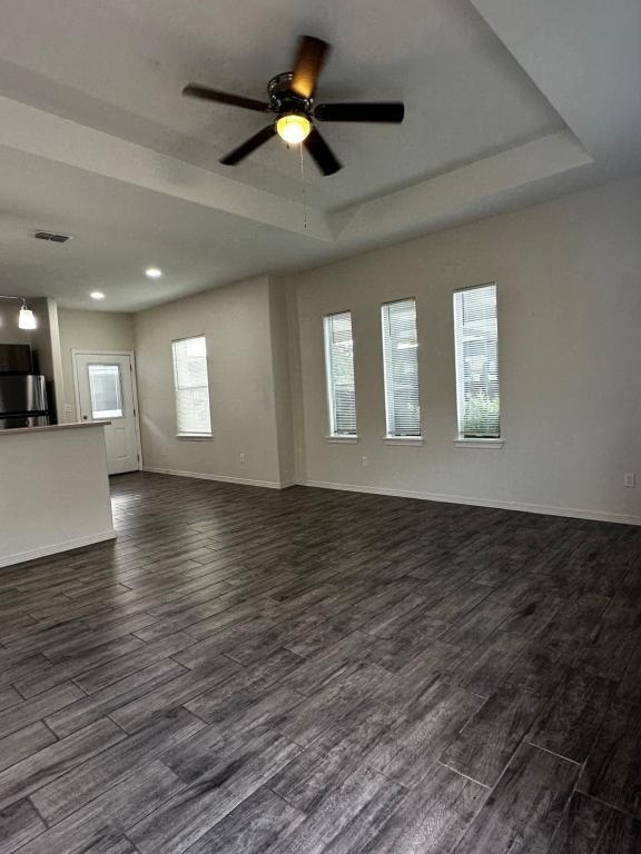 Foto del edificio - 3004 Sabercat Ave