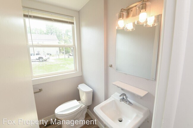 Building Photo - 4 br, 2.5 bath House - 2621 4th Avenue N.