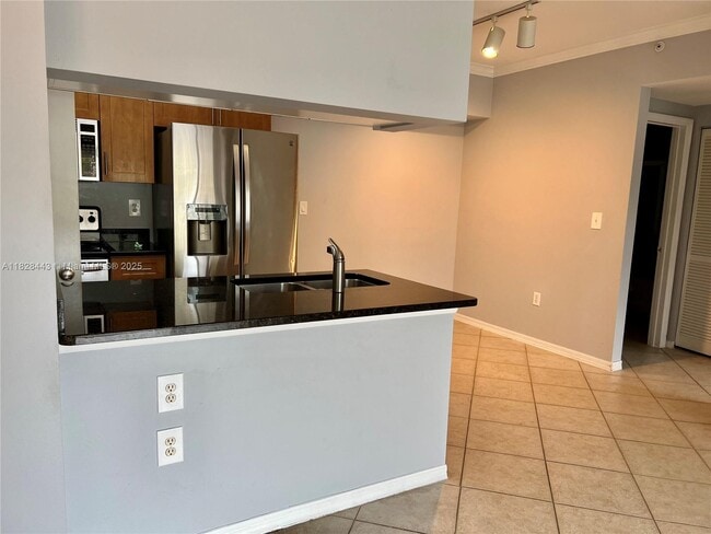 Building Photo - 6565 Emerald Dunes Dr