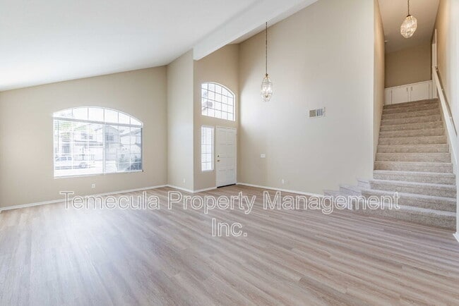 Foto del edificio - 30472 Bogart Pl