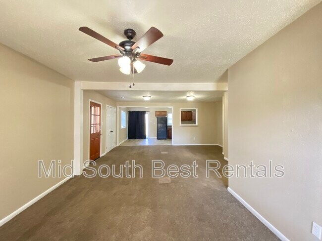 Foto del edificio - 2304 N Berkley Dr