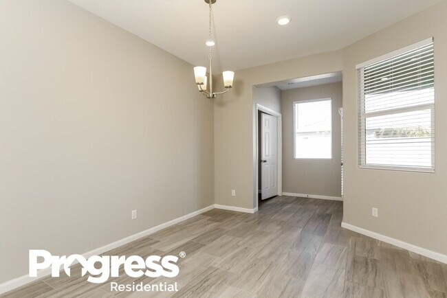 Building Photo - 13242 W Avenida del Rey