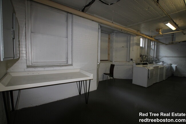 Photo - 1160 Commonwealth Ave Apartment