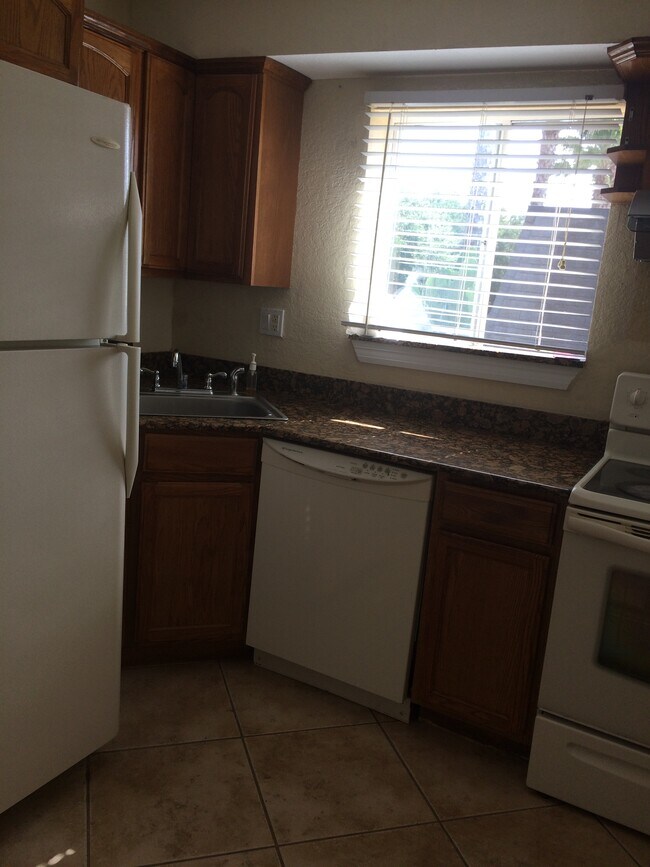 1940 Conway Rd Unit 7, Orlando, FL 32812 Condo for Rent in Orlando