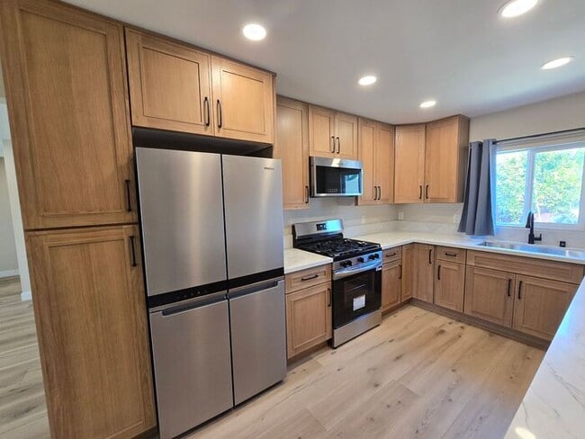 Building Photo - Charming Chula Vista Home with Spacious Yard in a Prime Location
