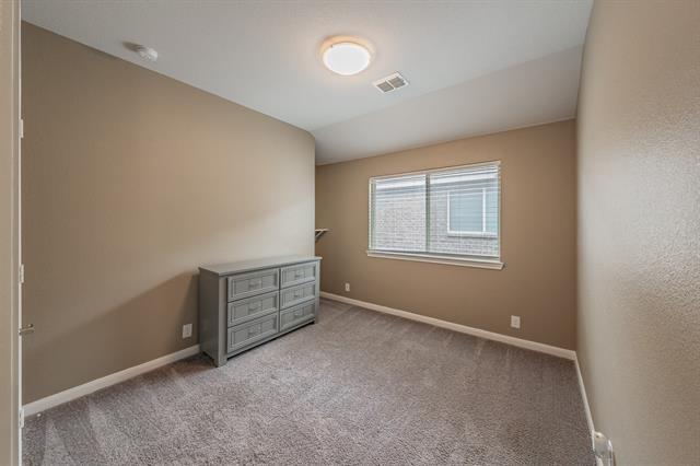 Foto del edificio - 1116 Kingbird Ln