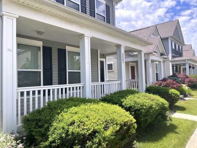 Building Photo - 5597 Lantos Rd