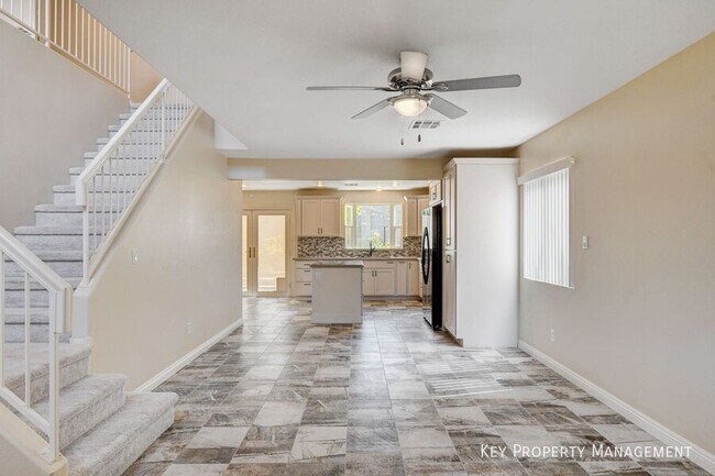Building Photo - 9909 Ranch Hand Ave