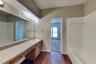 Building Photo - 6324 Alissa Dr