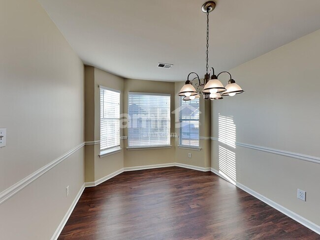 Foto del edificio - 505 Carlsbad Cv