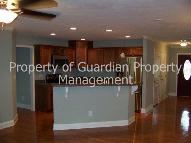 Building Photo - 122 Sandy Tingen Ct