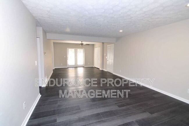 Photo - 10203 Storm Dr House