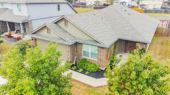 Building Photo - 204 Llano River Trail