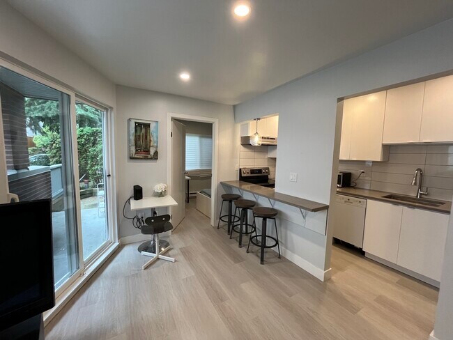 Photo du bâtiment - 2239 1st Av W