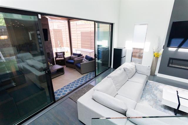 Foto del edificio - 5629 Matalee Ave