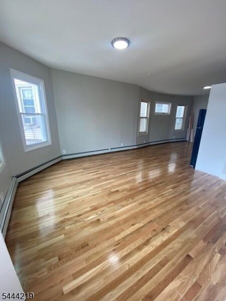 Foto del edificio - 180 N 12th St