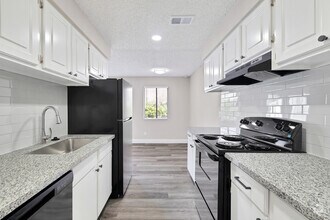 Interior Photo - Haven at Briargrove