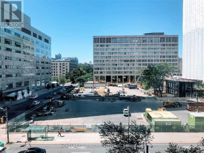 Building Photo - 887-887 Bay St.