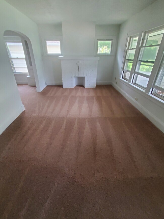 Foto del edificio - 4621 E 85th St
