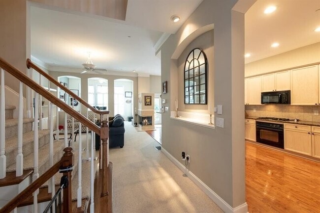 Building Photo - 1438 Montclair Ct SE