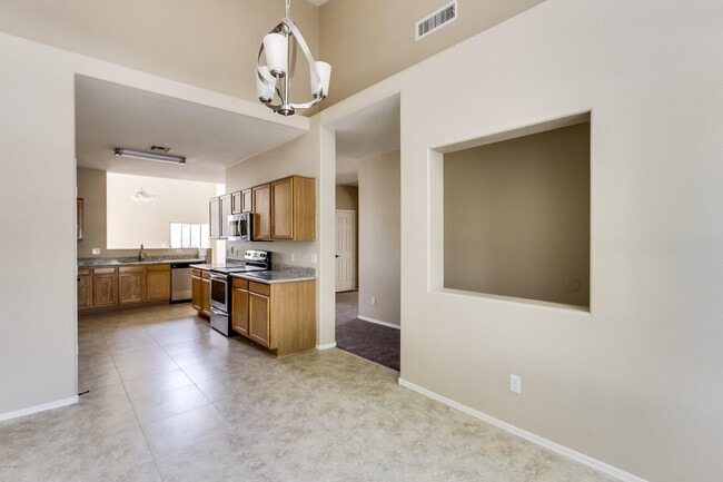 Foto del edificio - 13249 W Watson Ln
