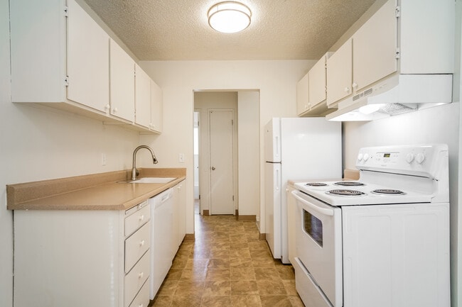 Building Photo - Laurelwood Apartments