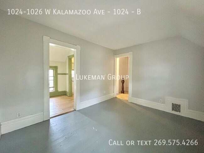Building Photo - 1024-1026 W Kalamazoo Ave - 1024-B