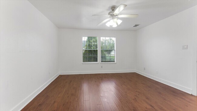 Building Photo - 3818 W Traditions Blvd