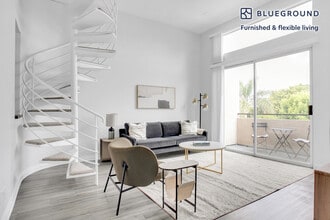 Building Photo - 4532 Murietta Ave