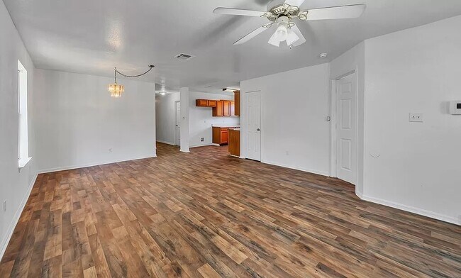 Foto del edificio - 2723 Baylor Ave