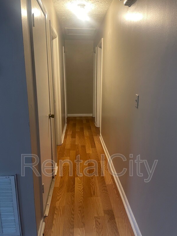 Foto del edificio - 157 Lealand Ln