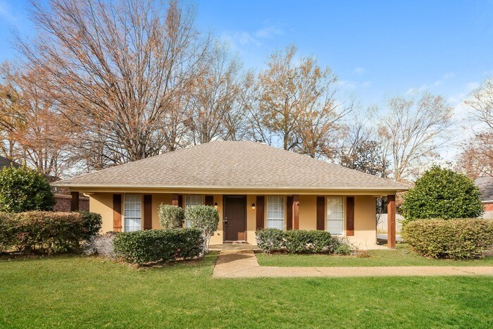 Primary Photo - Classic 3 Bedroom Home in Brandon, MS!