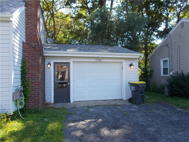Foto del edificio - 70 Woodhill Dr