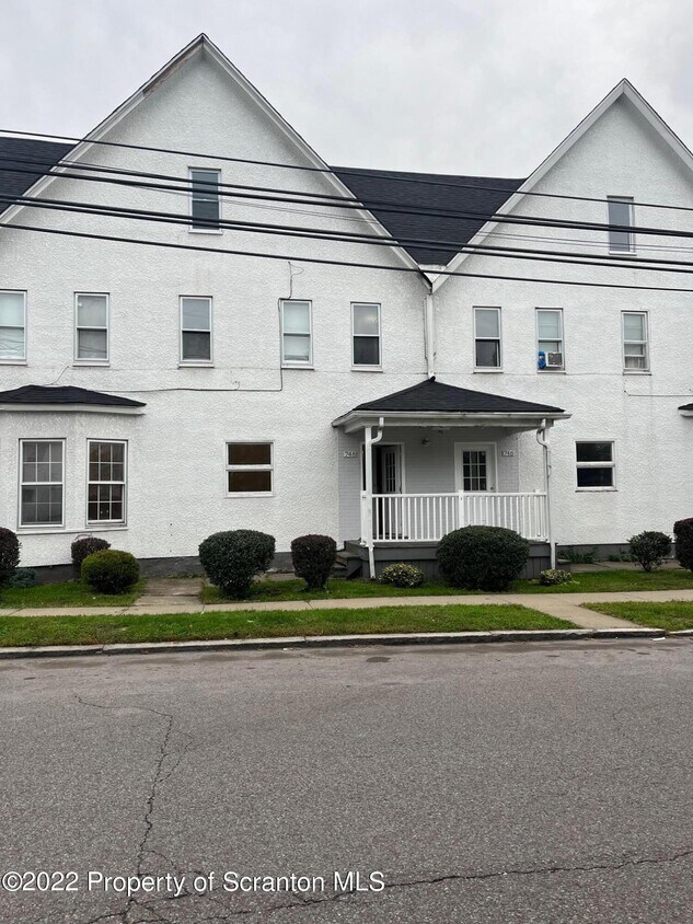 746 River St Unit 1, Scranton, PA 18505 Room for Rent in Scranton, PA