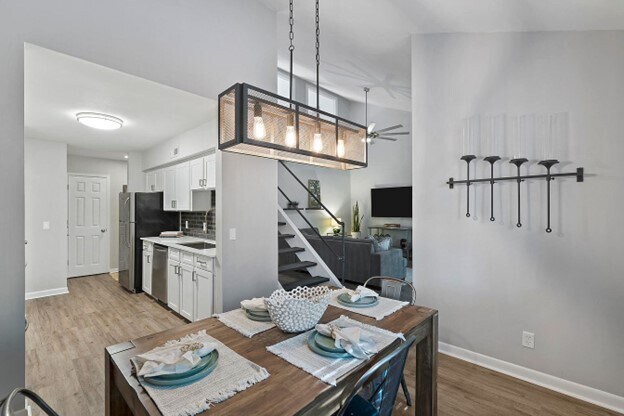 Foto del edificio - 1138 Village Creek Ln