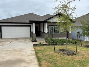 Building Photo - 11616 Comano Dr