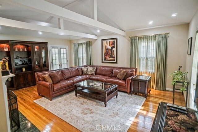 Foto del edificio - 10419 Bloomfield St