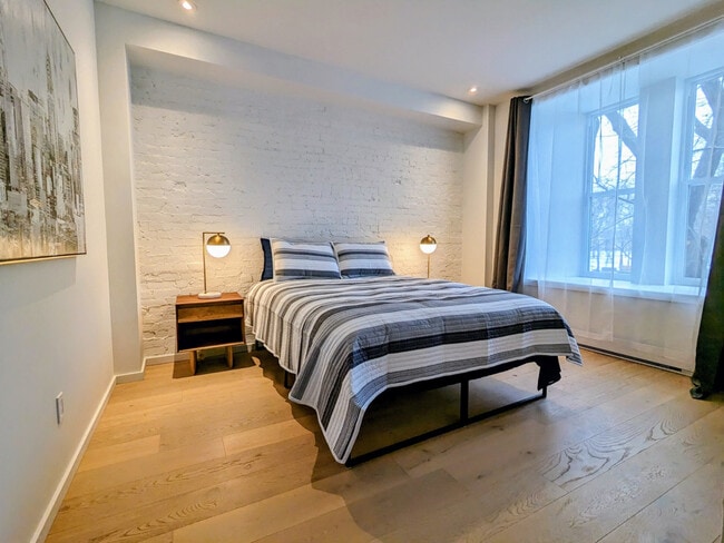 Photo du bâtiment - 1281 Rue Rachel E