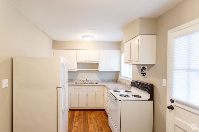 Interior Photo - Liberty Landings
