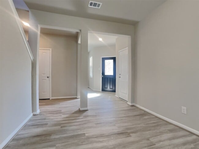 Building Photo - 23114 Birmingham Grv Ln